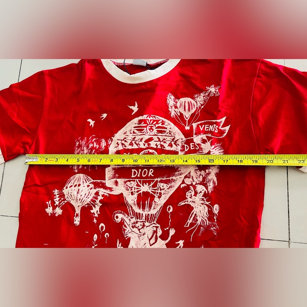 T-Shirt - Picture 3 of 5